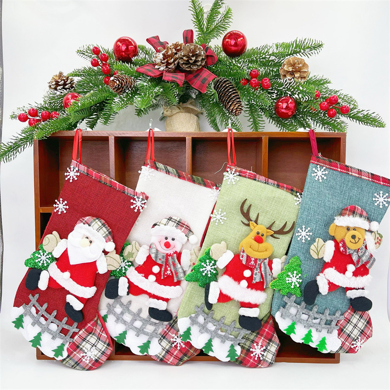 Большие рождественские чулки 3 – обзор и цена Christmas Stocking Hanging